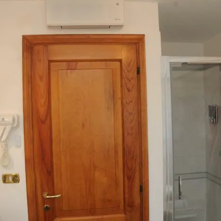 La Casa Di Luna Bed & Breakfast