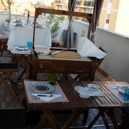 La Casa Di Luna Panzió 2*