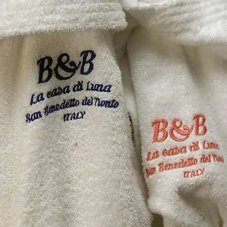 La Casa Di Luna Bed & Breakfast