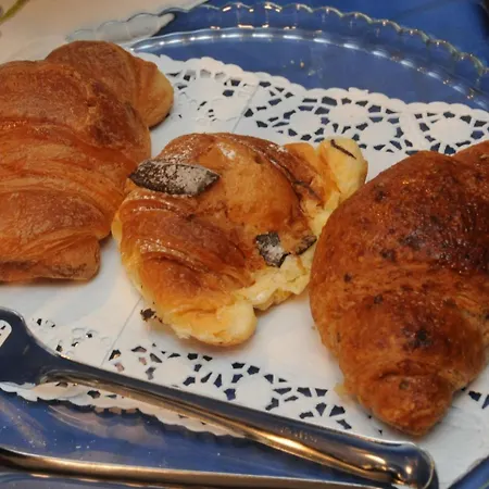 Bed & Breakfast La Casa Di Luna 2*