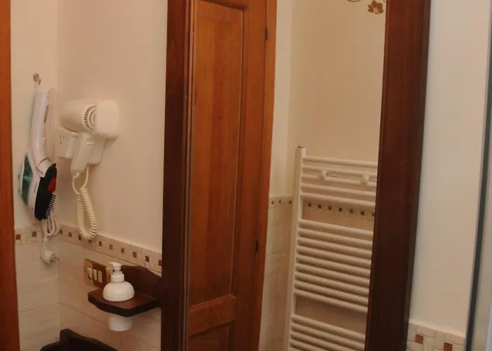 La Casa Di Luna Alojamento de Acomodação e Pequeno-almoço 4*