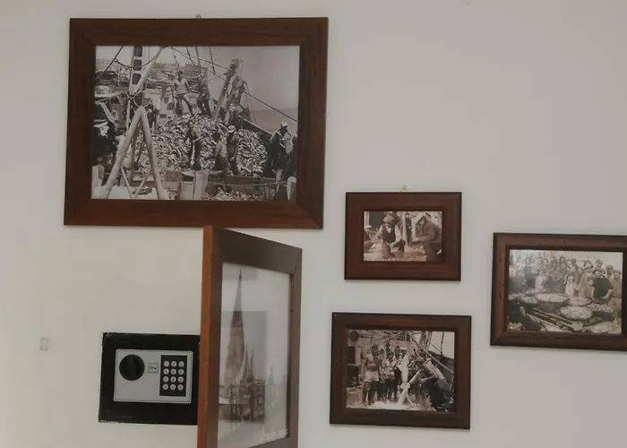 Alojamento de Acomodação e Pequeno-almoço La Casa Di Luna 4*