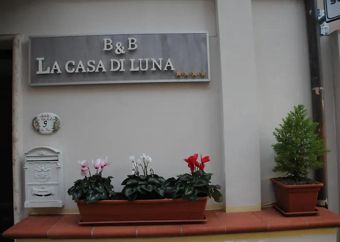 La Casa Di Luna Alojamento de Acomodação e Pequeno-almoço San Benedetto del Tronto